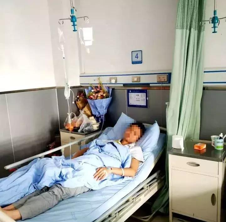 班主任在班级群情绪失控，如何应对这样的局面？