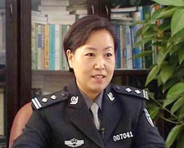 逆境中的新生，50岁女子二胎诞生，五年前独子离去后的新希望