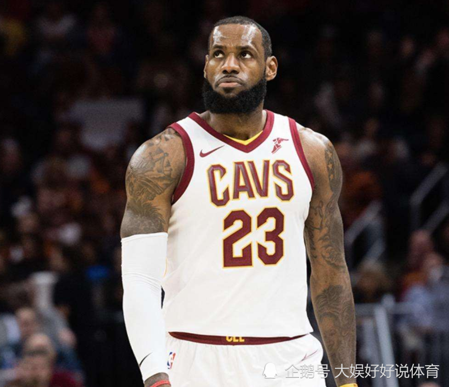 詹姆斯连续十一年领跑NBA收入榜，科技魅力揭秘与篮球传奇的延续