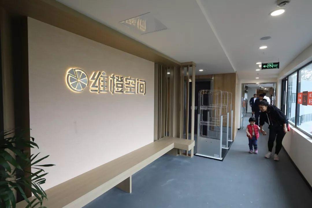 新疆足球少年追梦绿茵场，努力踢职业走红网络，追寻内心的宁静之路