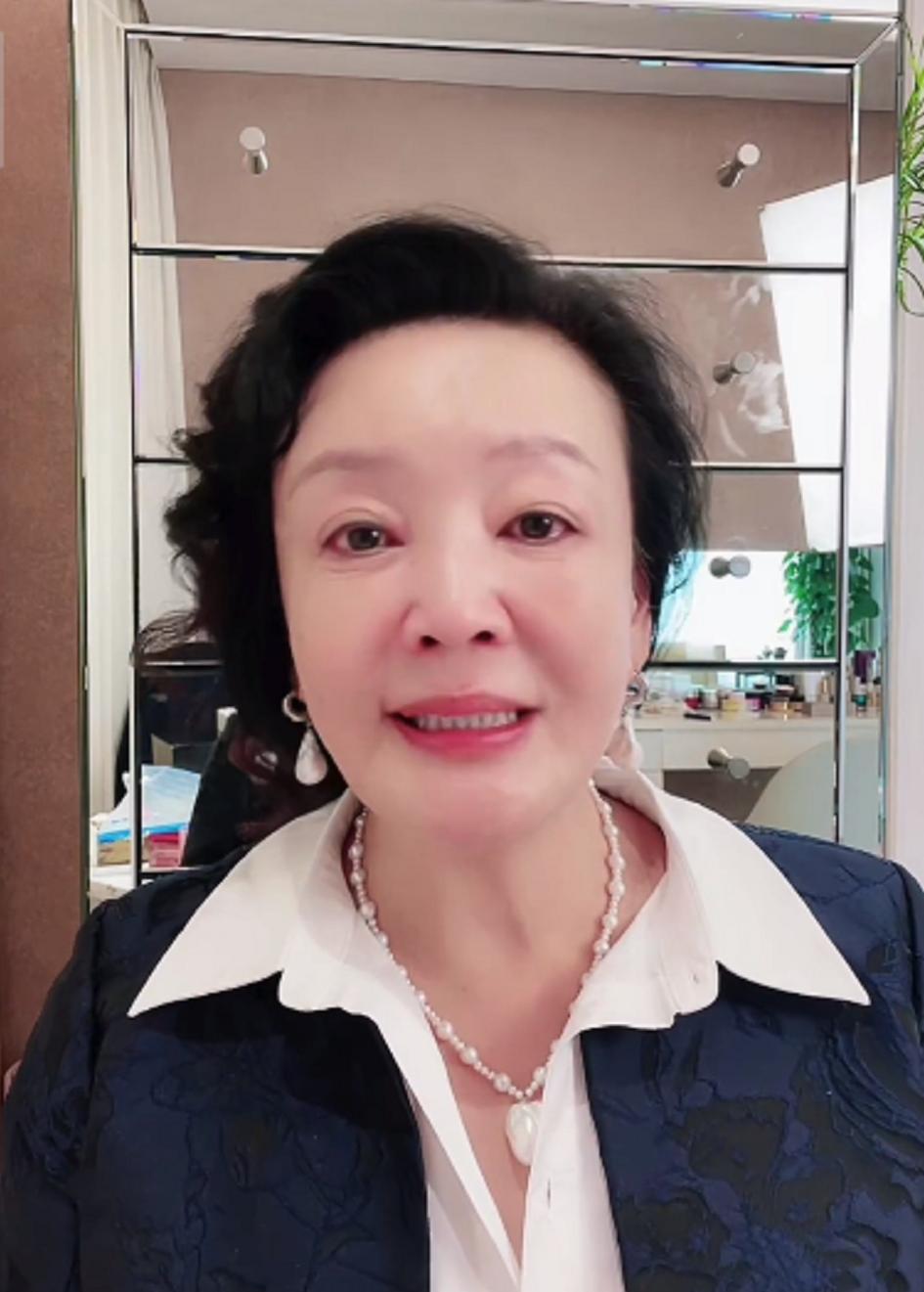 侵权汪小菲黑粉背后的故事，遭遇强制执行与小巷奇遇记揭秘
