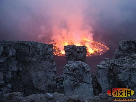 刚果（金）东部火山喷发，力量与励志之旅的启示