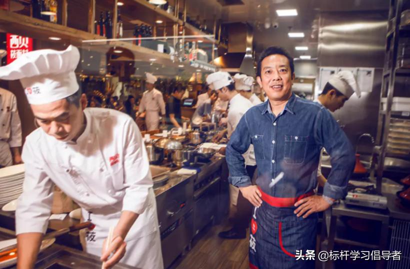 副总裁车上吃火锅引发争议，企业高管行为与企业形象建设的思考挑战