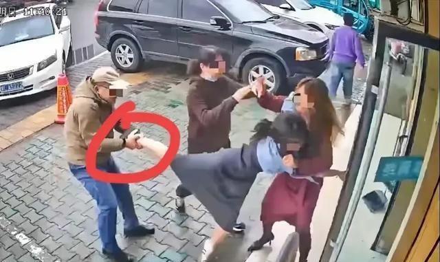 公职人员打人私了事件曝光，处理全攻略与公众关注焦点
