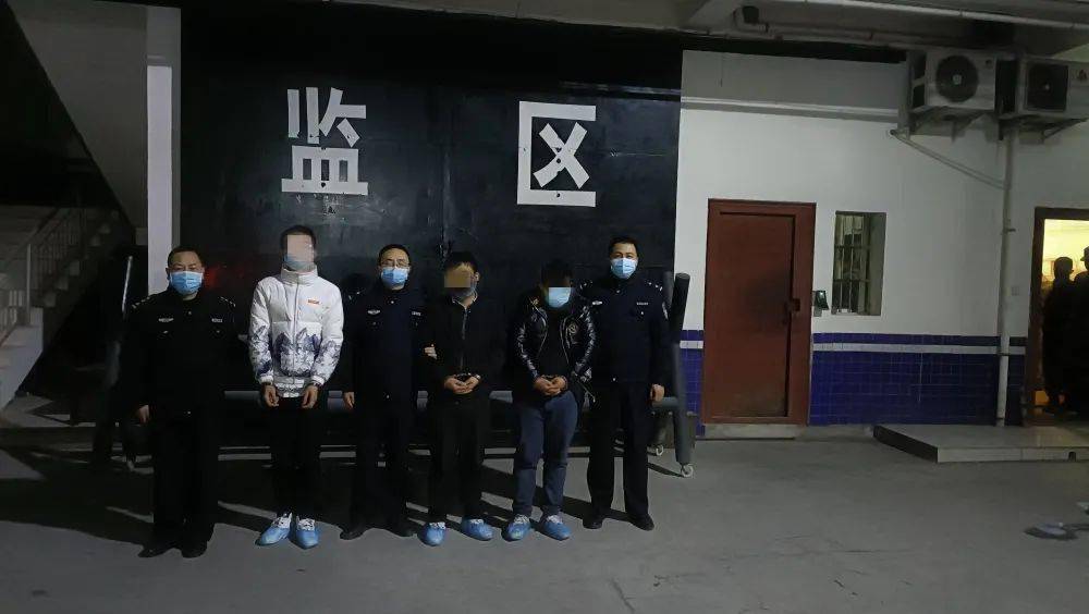 最新破获电信诈骗案及小巷神秘小店背后的真相揭秘