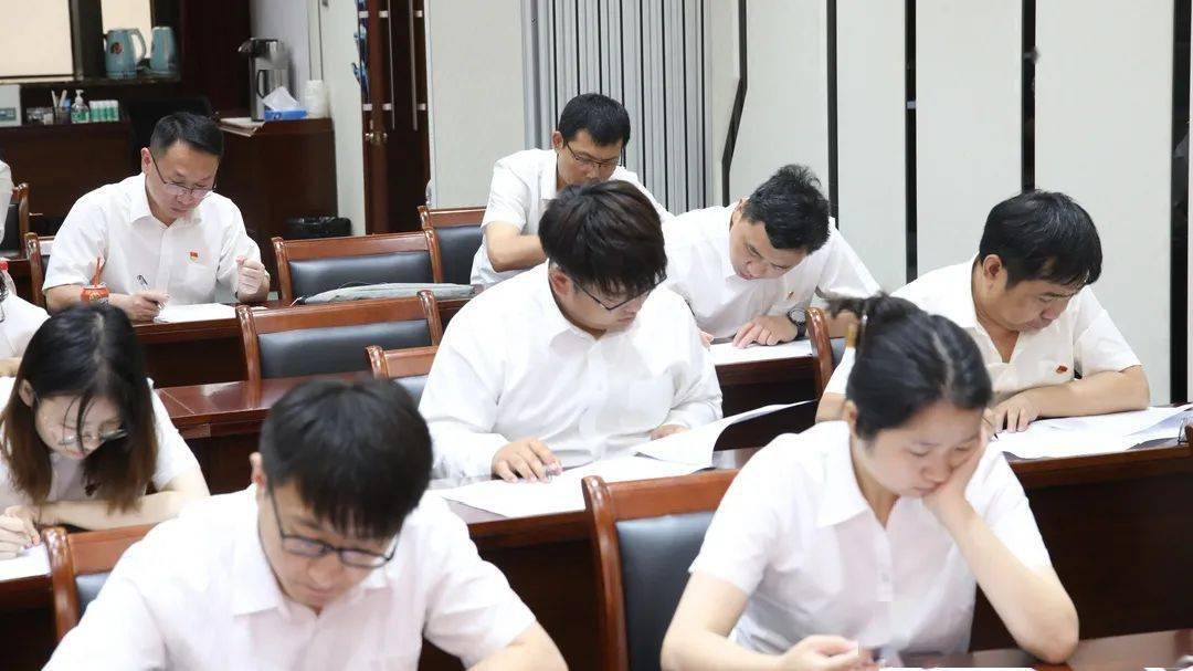 最新武林传奇，变化中的学习之旅，自信与成就的力量展现