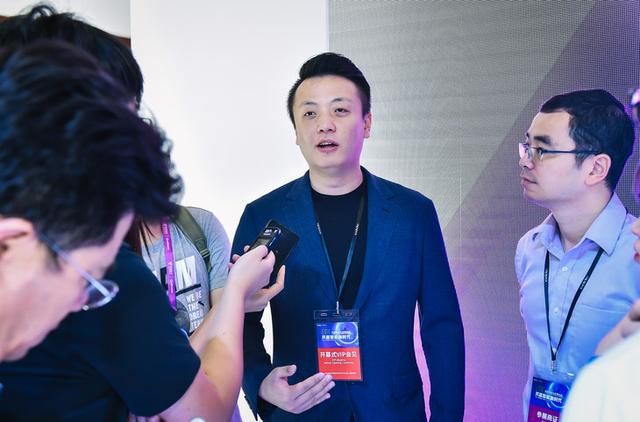 李欣最新持股引领旅行探索，自然美景与内心平静的追寻之旅
