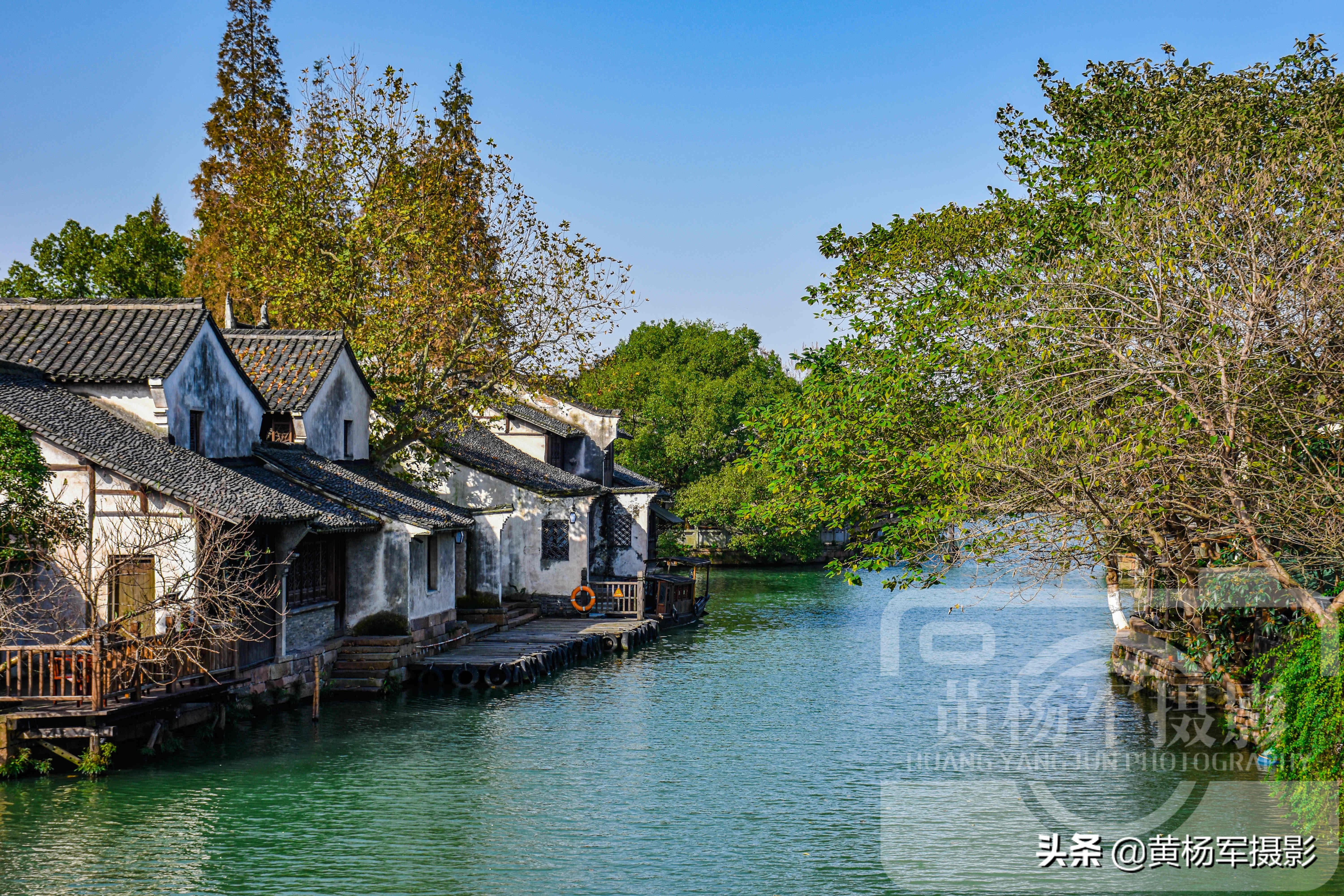 江南新篇章，风景如画，文化繁荣的新时代画卷