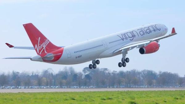 全球航空业面临新冠疫情挑战，应对策略与最新发展动态