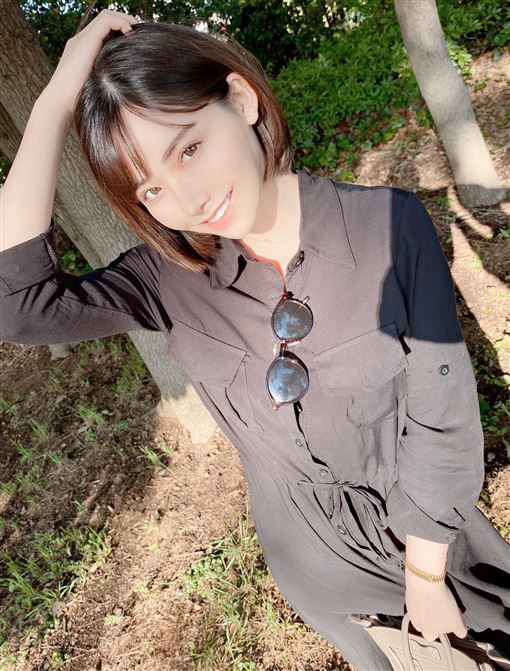 深田梦最新，小巷中的美食秘密