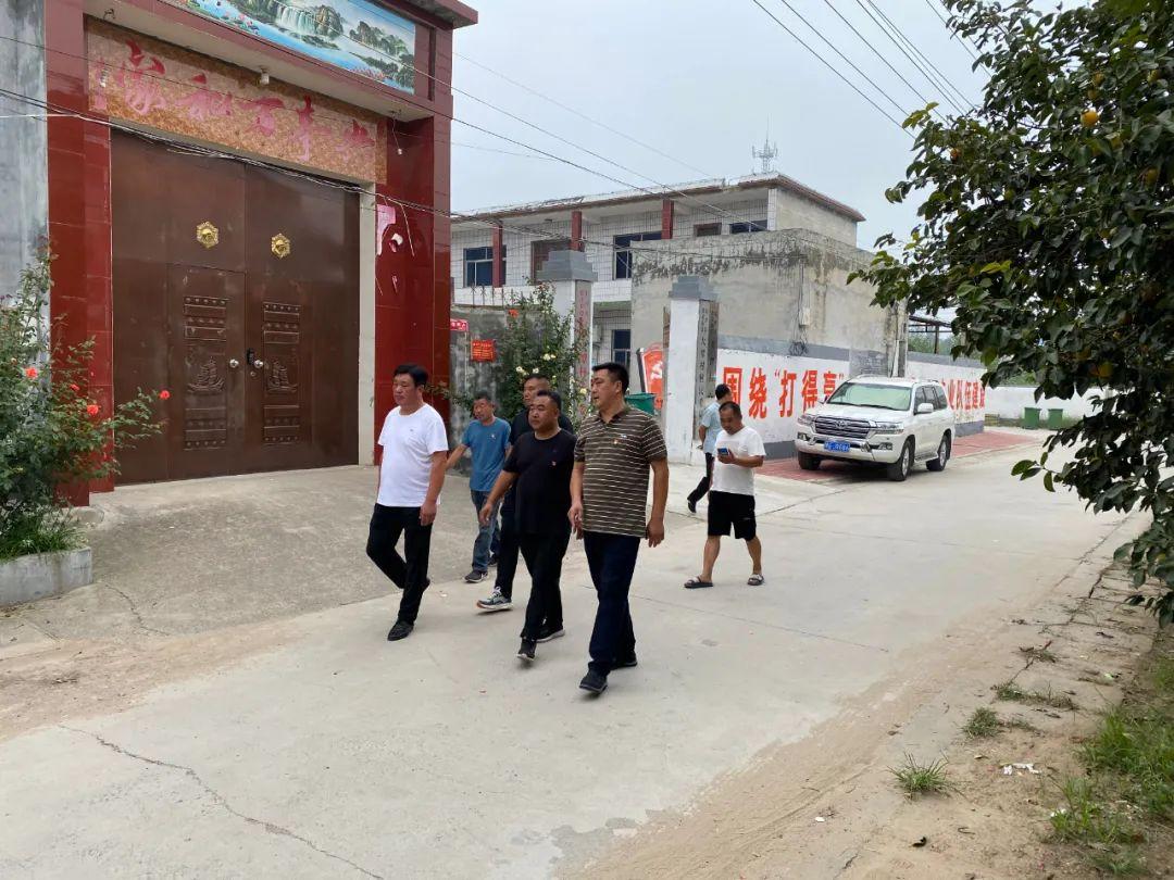 刑警本色2演员表及铁骨柔情故事概述