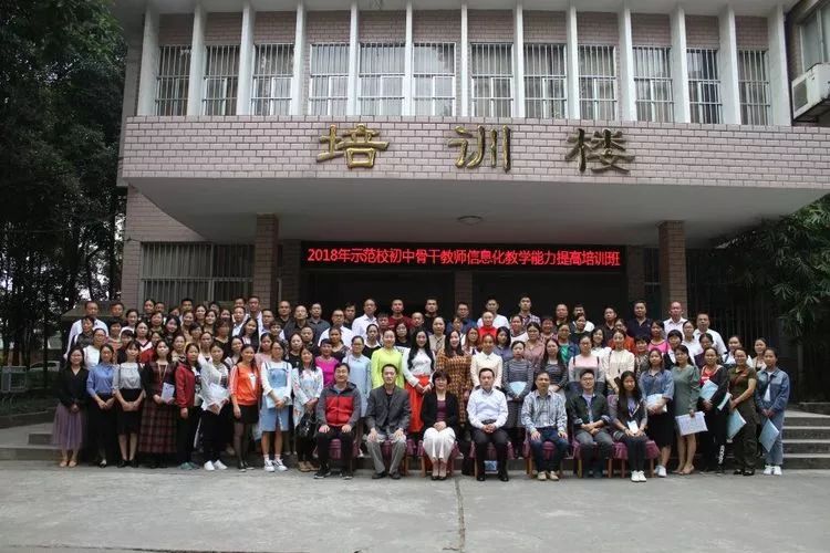 广西广播电视大学小巷深处的特色小店探秘之旅