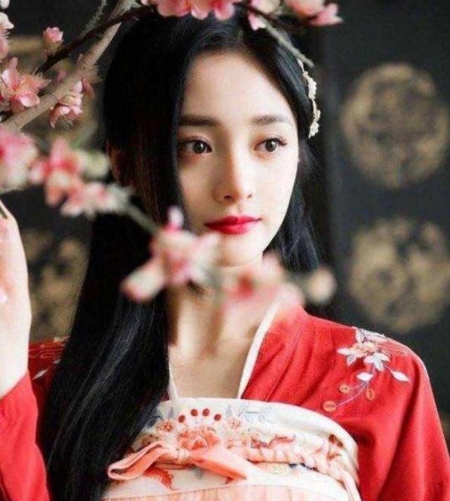 娇女谋略帘霜章节更新揭秘，闺中趣事与深挚友情探索