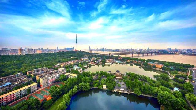 江苏无锡不存在诈骗案？真实旅行舞台在大自然中展现