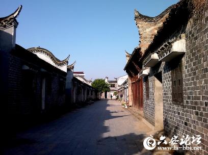 益阳肺炎背景下的小巷奇遇，隐藏深处的特色小店揭秘