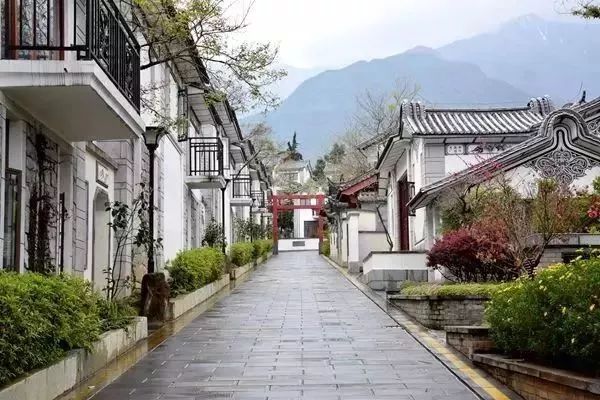 大理山水间最新二手房，小巷深处的隐藏房源探秘